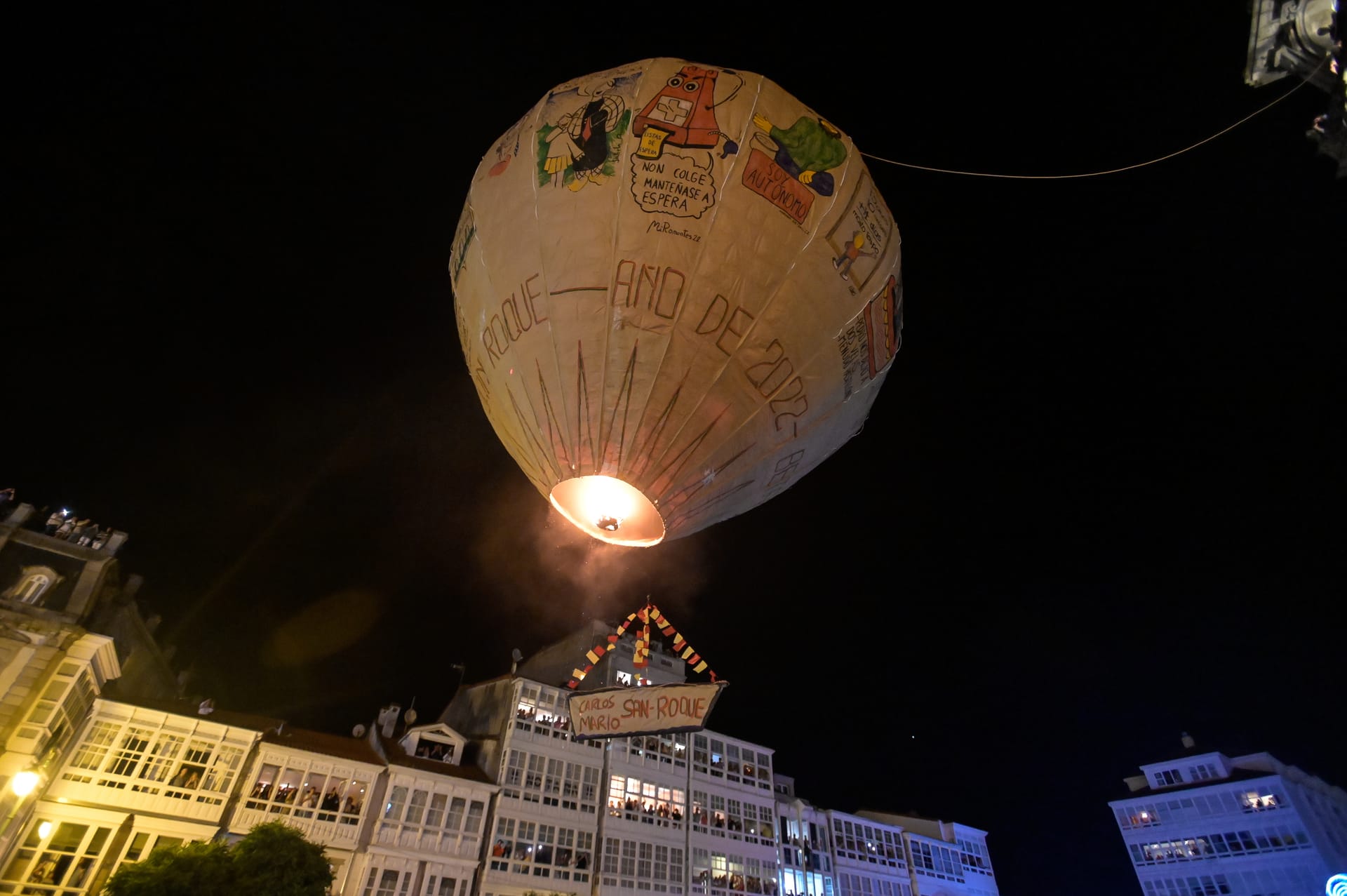 Preparativos del Globo de San Roque en Betanzos