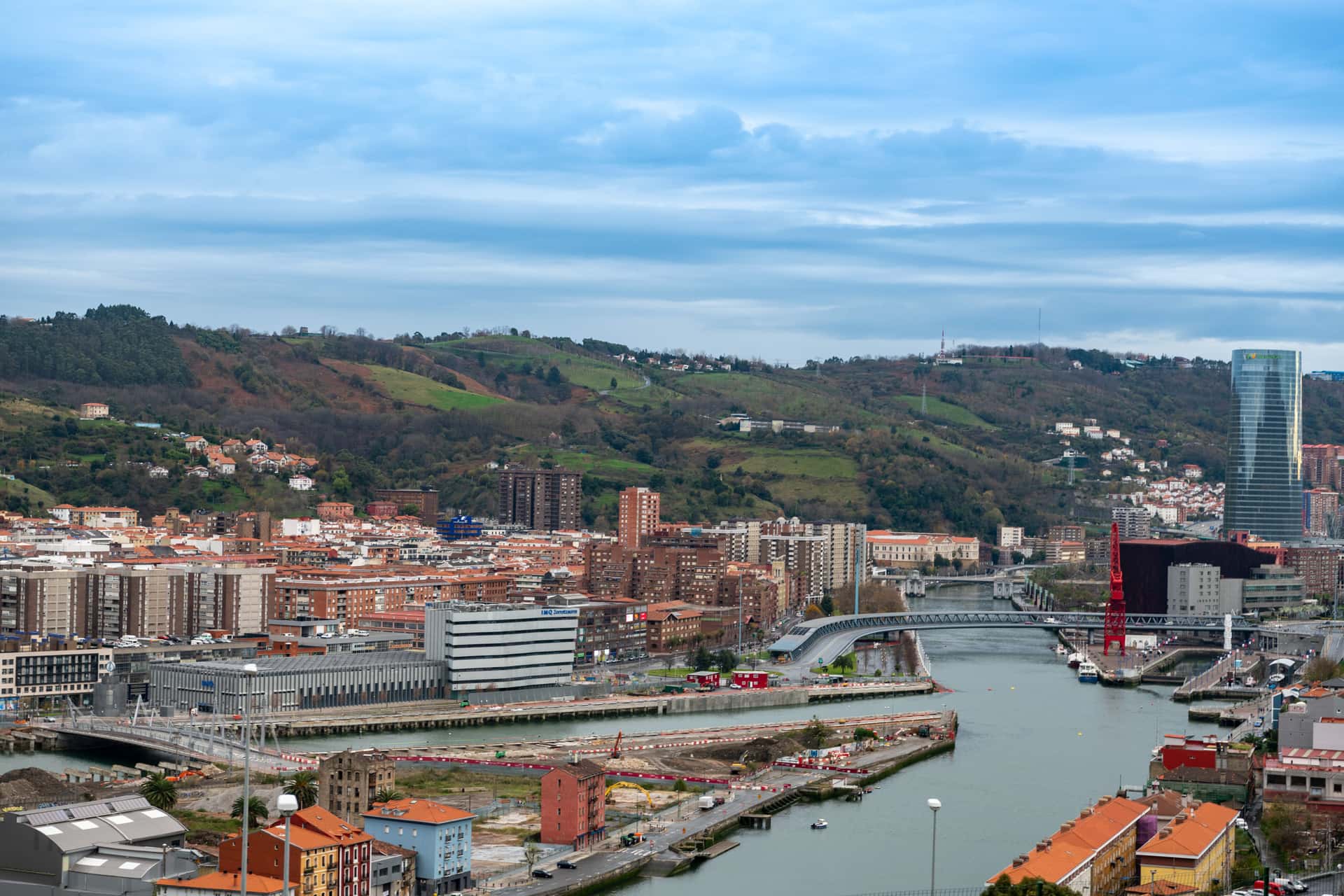 Ruta por Zorrotzaurre: la nueva isla de moda en Bilbao