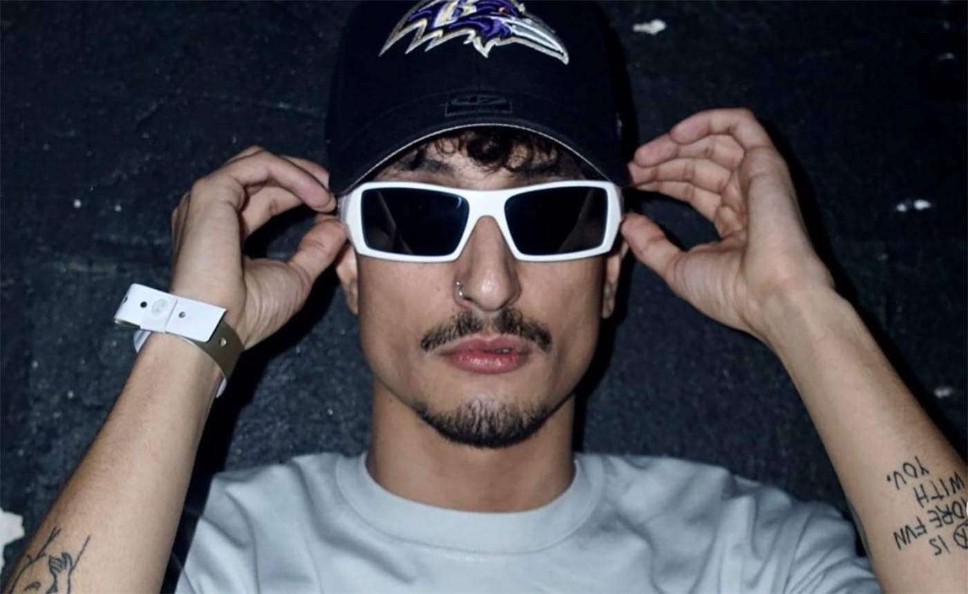 Rebels w/ Adrián Mills