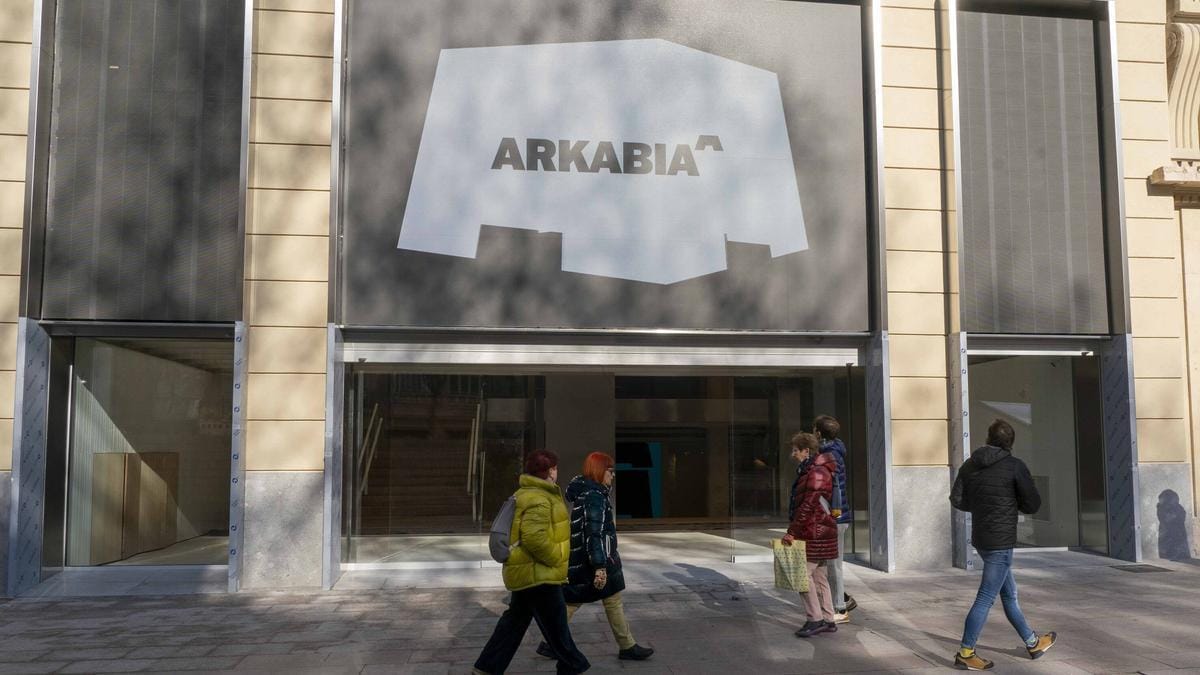 Cine y coloquios en los espacios independientes de Vitoria