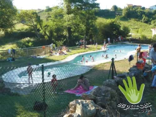 La piscina fluvial de Sollovio abre su temporada en Illas