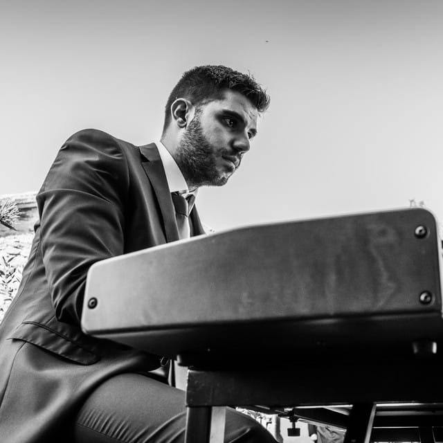 2:00 Diego Pindado / Josu Izarra