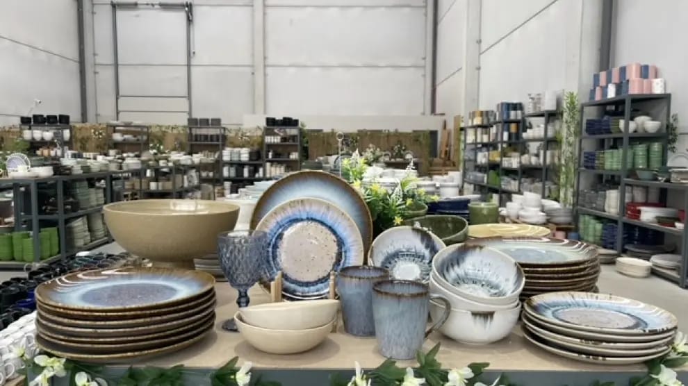 Cerámica portuguesa al peso: la tendencia que arrasa en Santiago
