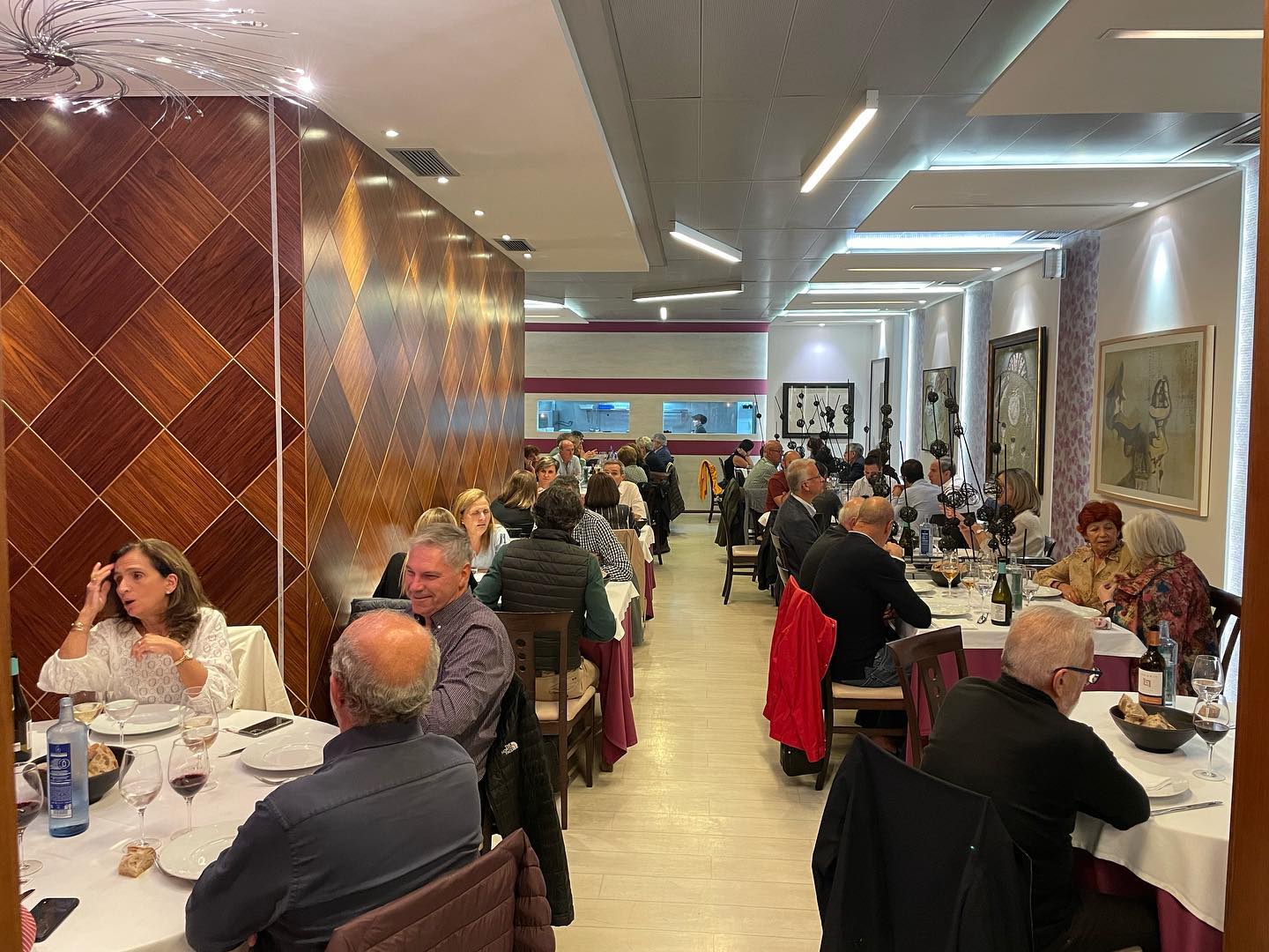 Artabria: Sabor Gallego con Toque Moderno en A Coruña