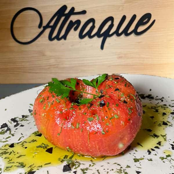 Comer en Atraque Tapas en la calle Peña Herbosa