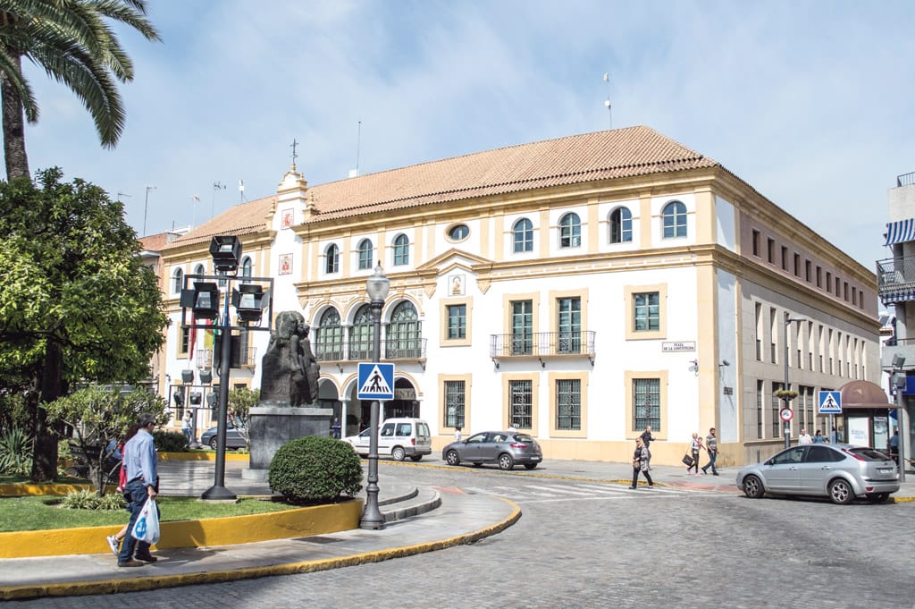 Ruta por las joyas históricas en peligro de Dos Hermanas