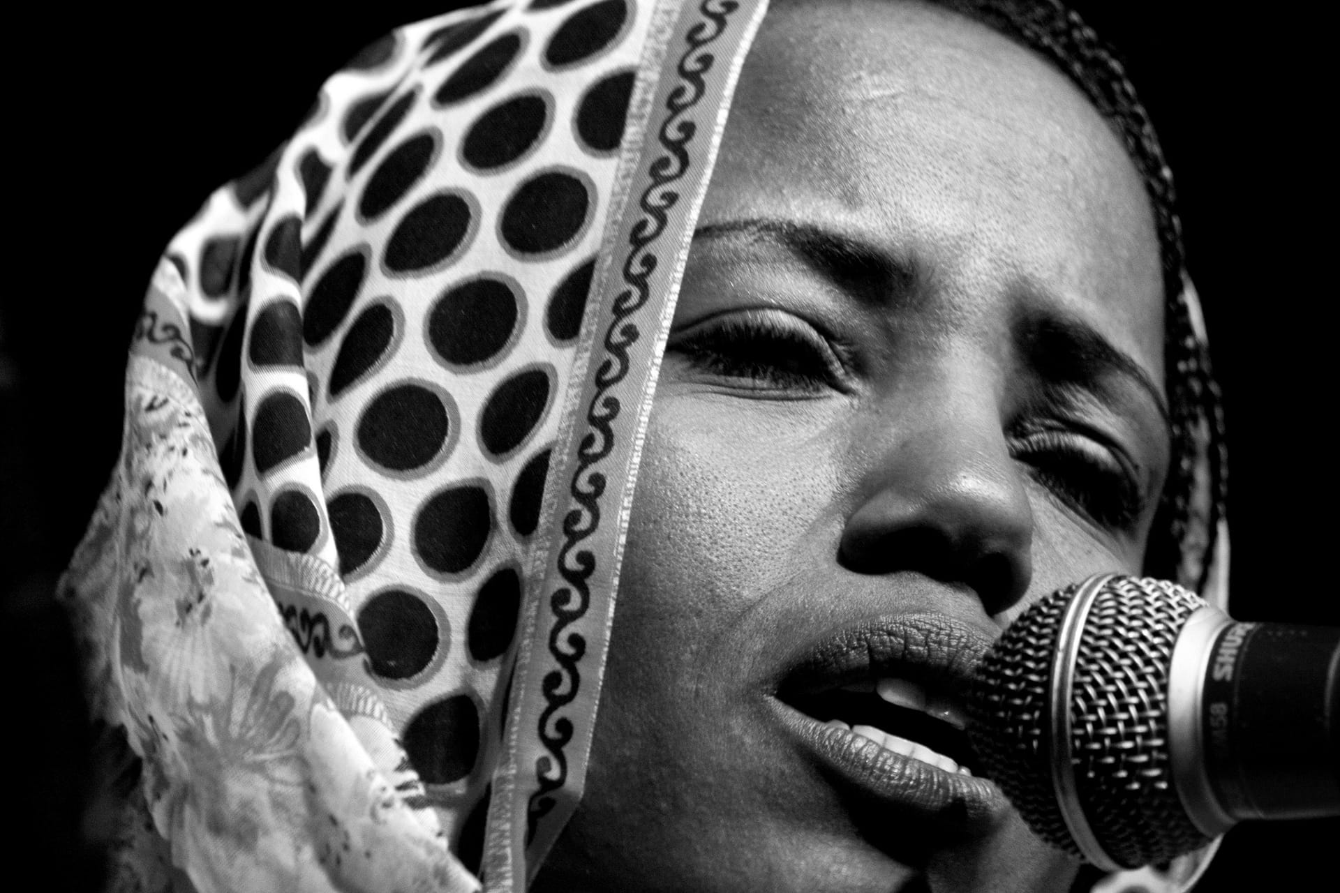 Aziza Brahim en Les Santes