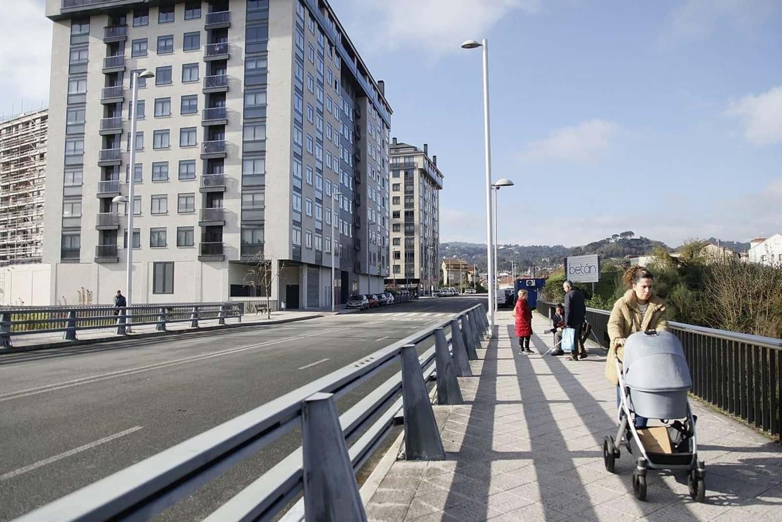 Paseo por la nueva pasarela del Barbaña en Ourense