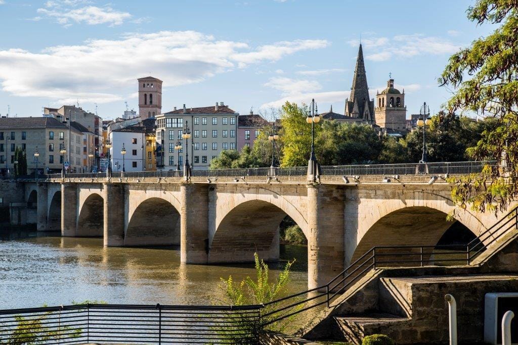 Enoturismo de verano en Logroño: catas y experiencias