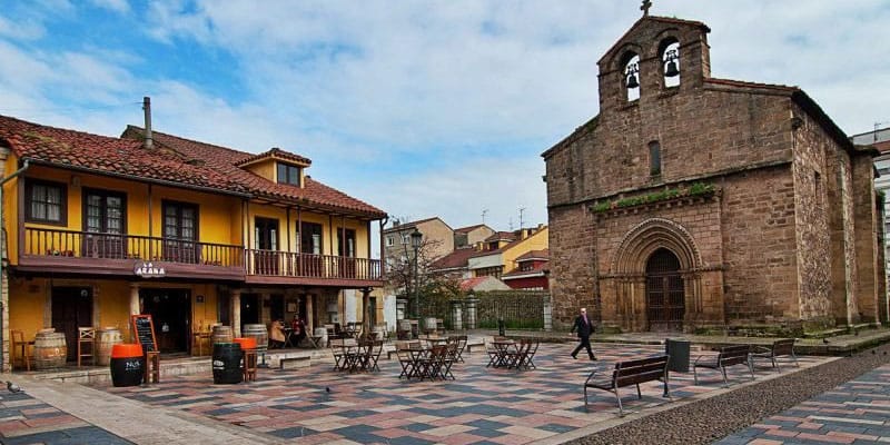 Sabugo: siete nacionalidades en un barrio marinero
