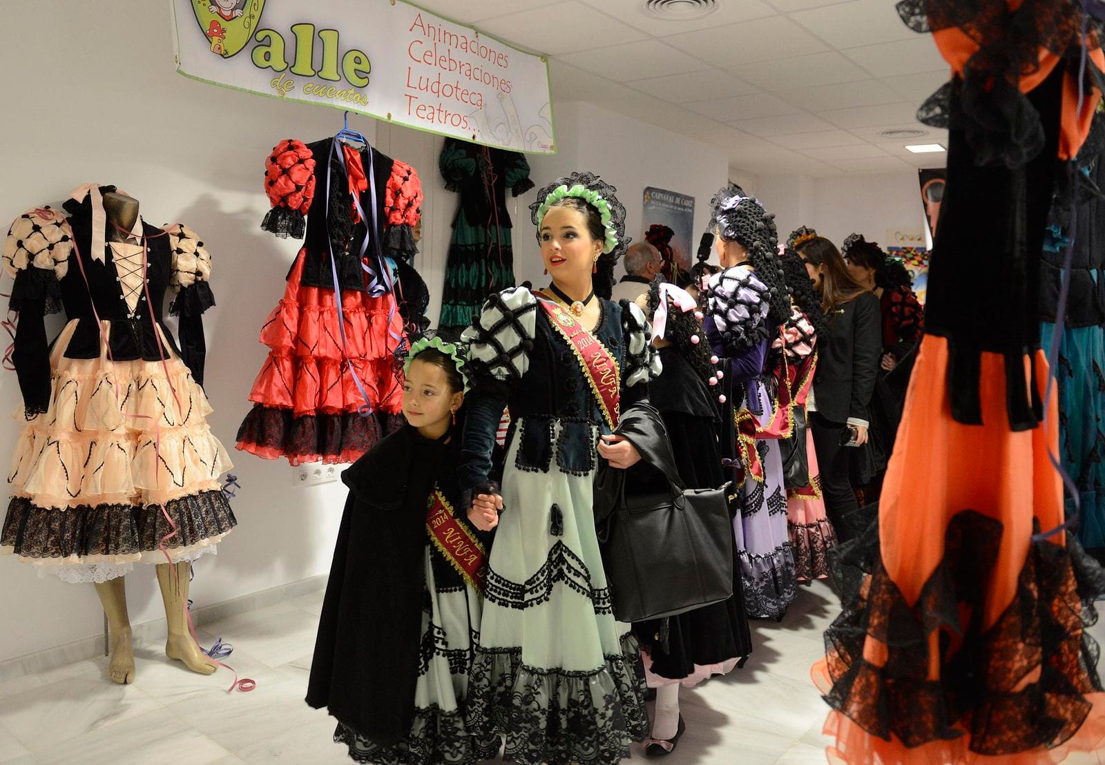 Raíces Vivas: indumentaria y danzas tradicionales