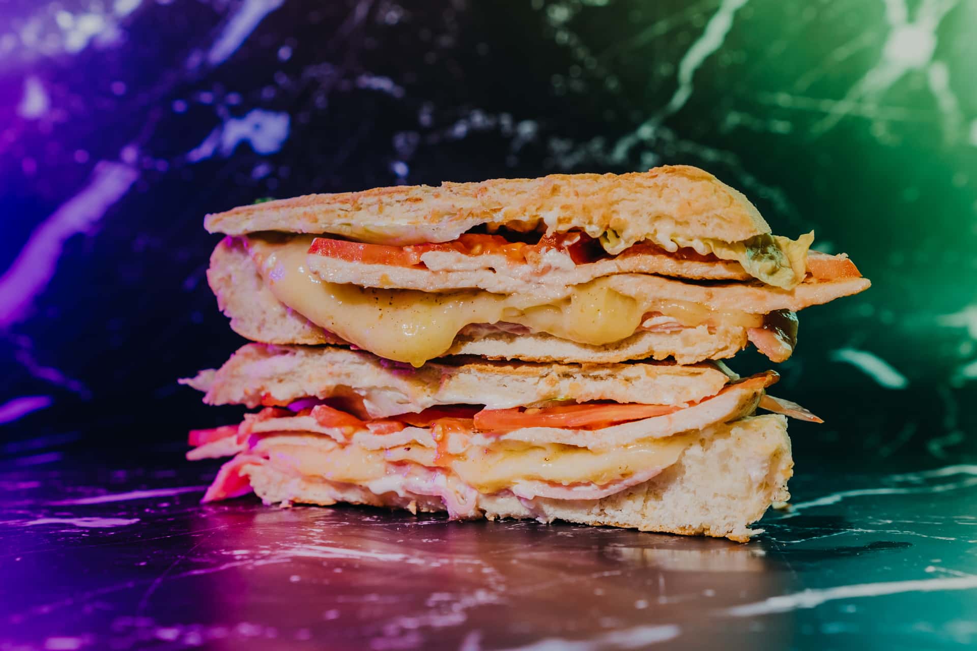 La ruta de los camperos malagueños y bocadillos XXL en Sevilla