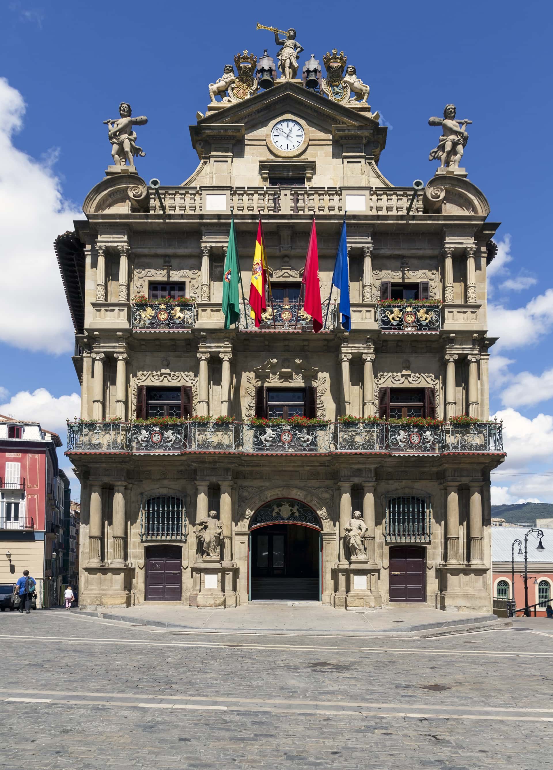 Guía de las fiestas de barrio en Pamplona para 2026