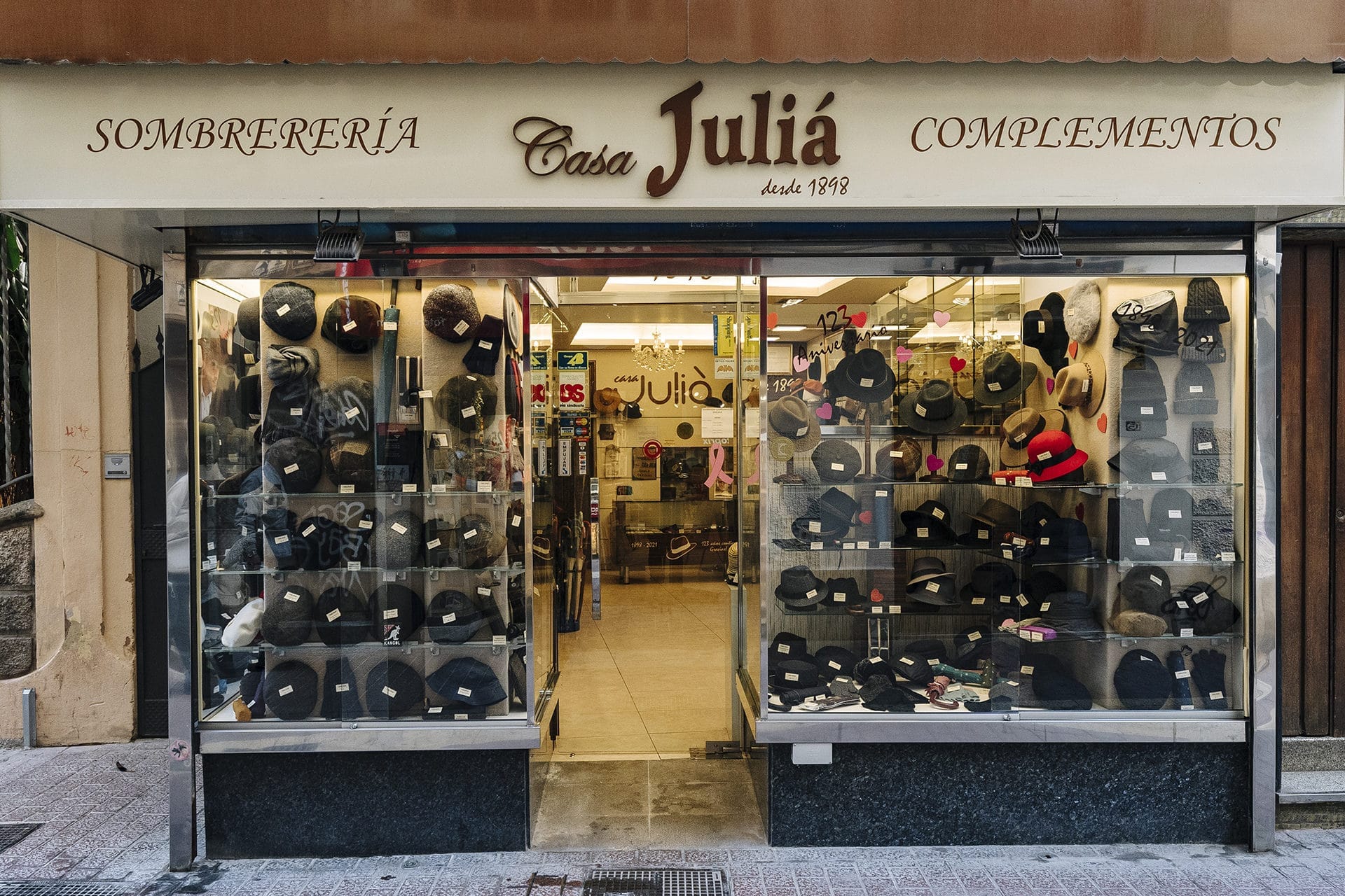 Ruta por los comercios históricos y centenarios de Palma