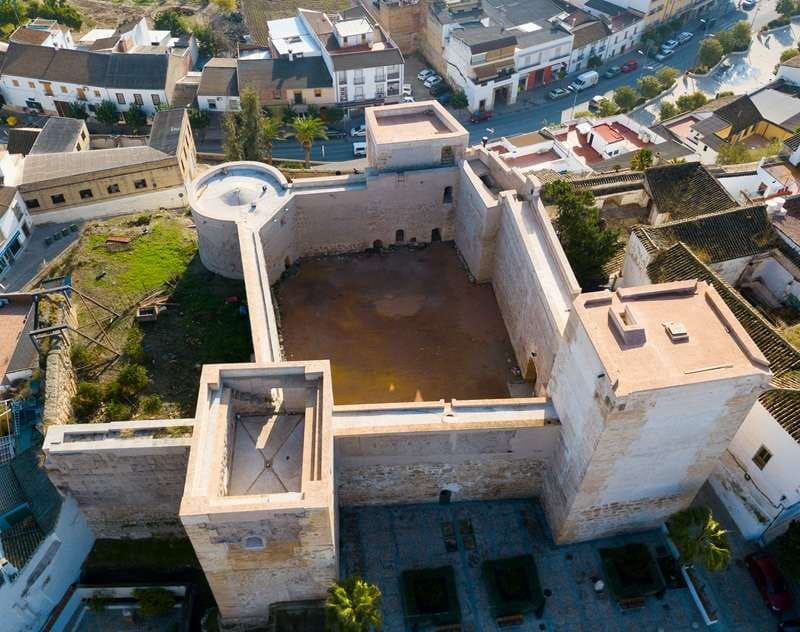 Teatro en el castillo: cinco noches en Castro del Río
