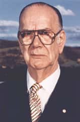 Camilo José Cela, Juan Aparicio, Guadix, Celanova