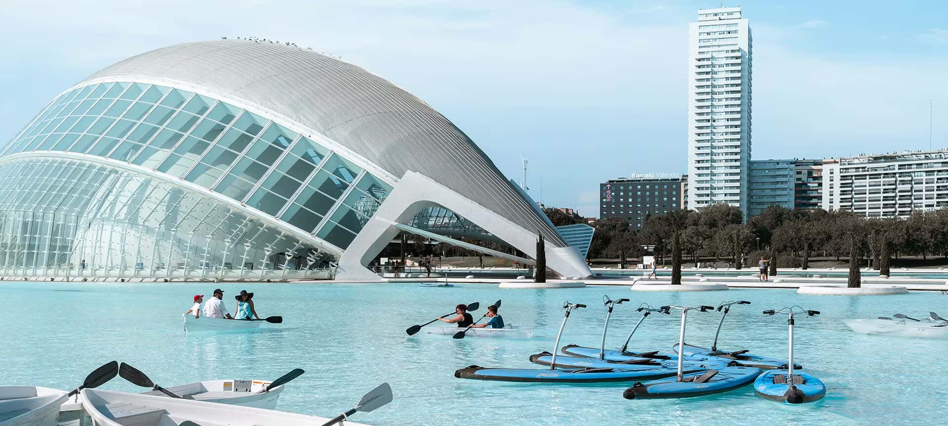 Valencia estrena un nuevo jardin de polinizadores