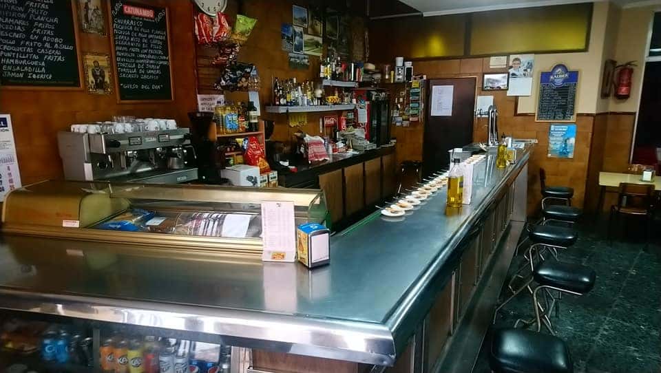 Club de Pesca El Castillo: cocina casera en Alcalá