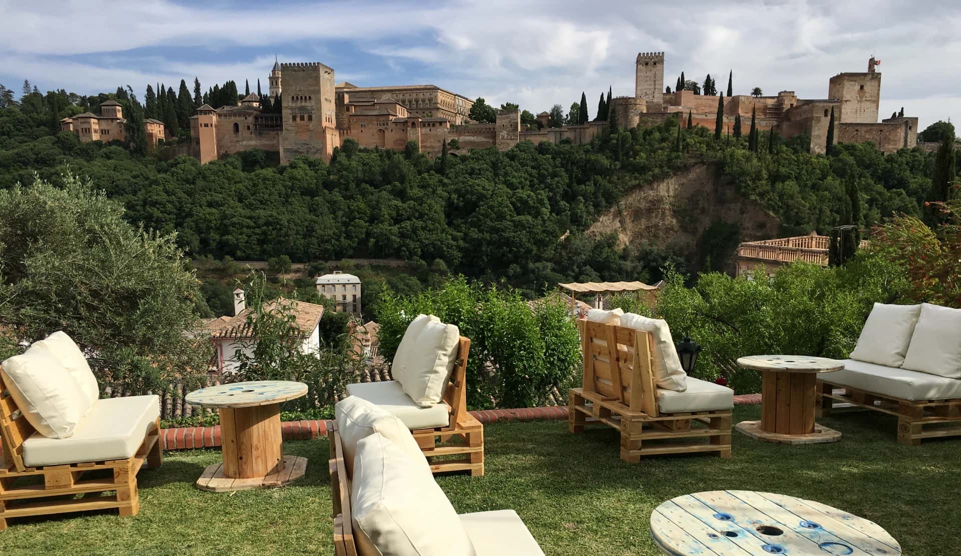 Las Tomasas: cocina mediterránea ante la Alhambra