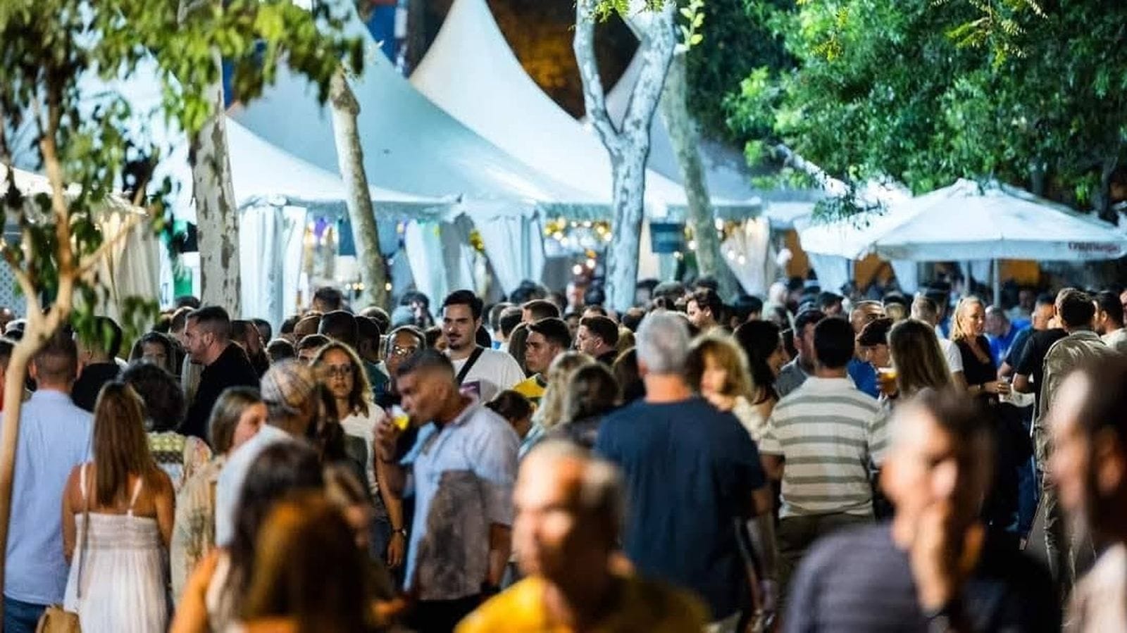 La Feria de la Tapa volvió al Parque Almirante Laulhé