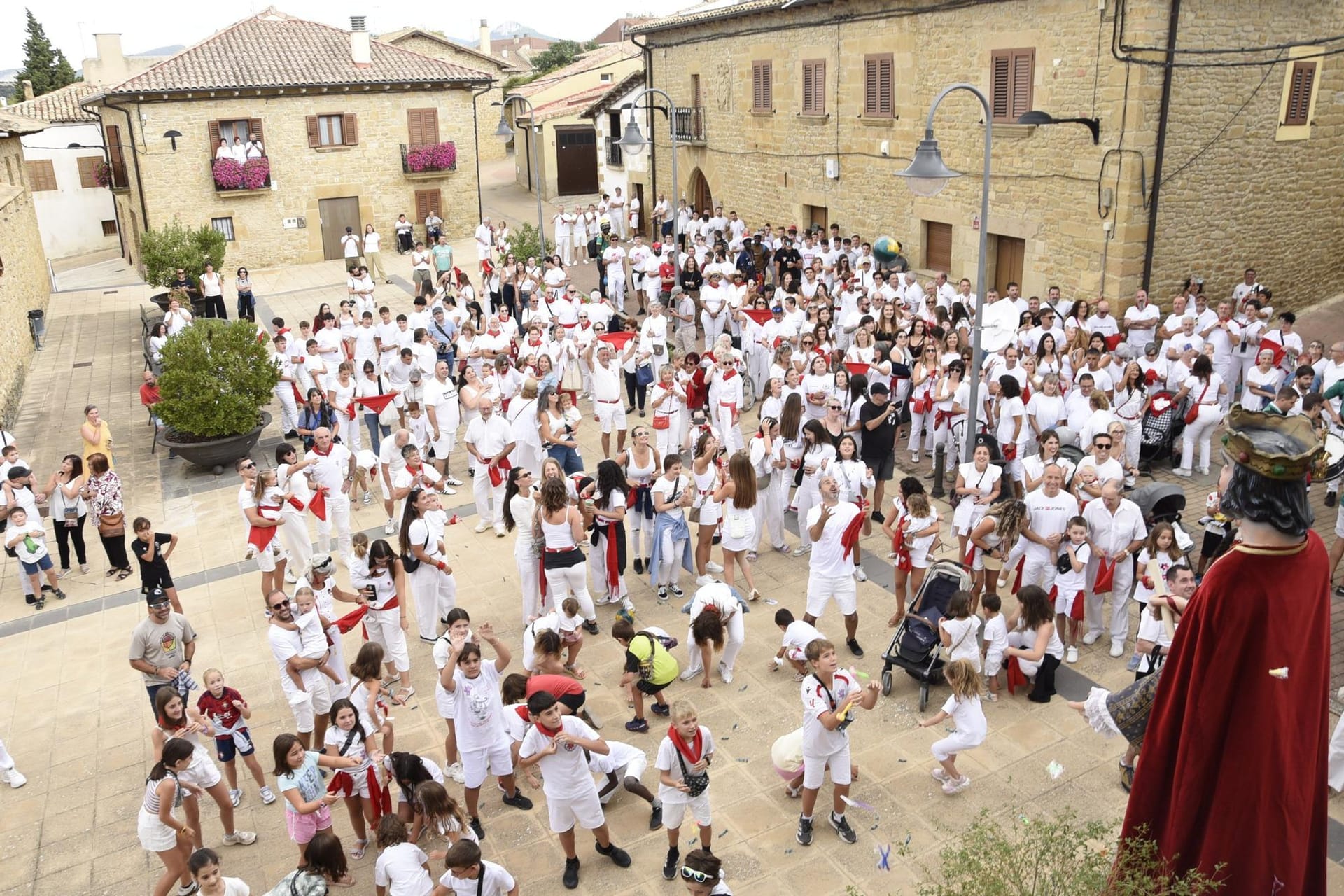 El Chupinazo de Barásoain ya ha sonado: quedan fiestas