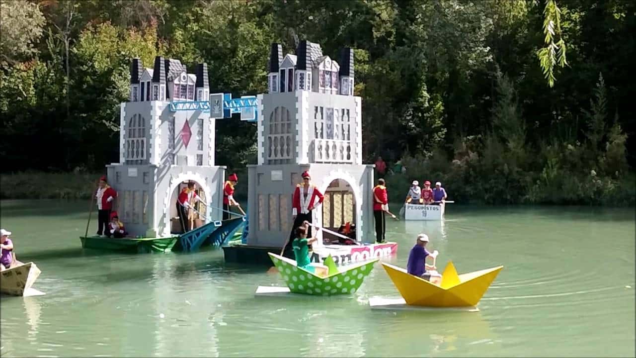 Fiesta del Agua en la Glorieta del Clavel de Aranjuez