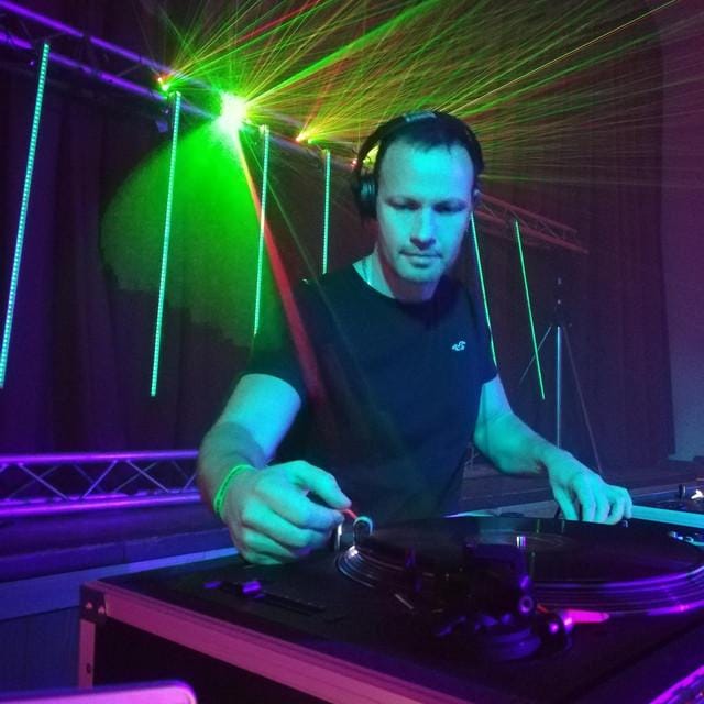 2:00 Kea / Josu Izarra