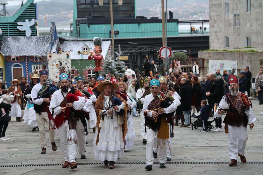 Reyes más allá de Vigo: Ranchos de Reis y Cabalgata de Moaña