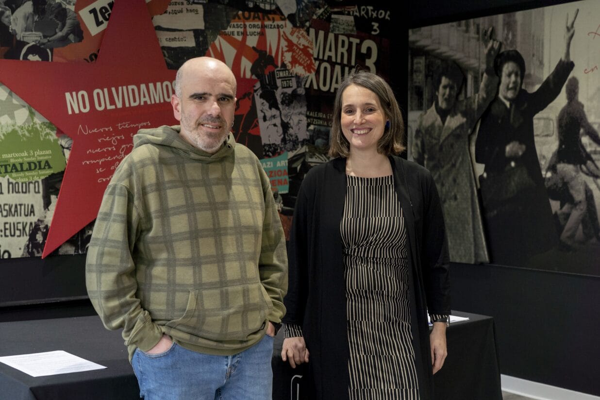 Charla sobre el movimiento vecinal en Vitoria-Gasteiz por Jon Mart铆nez Larrea