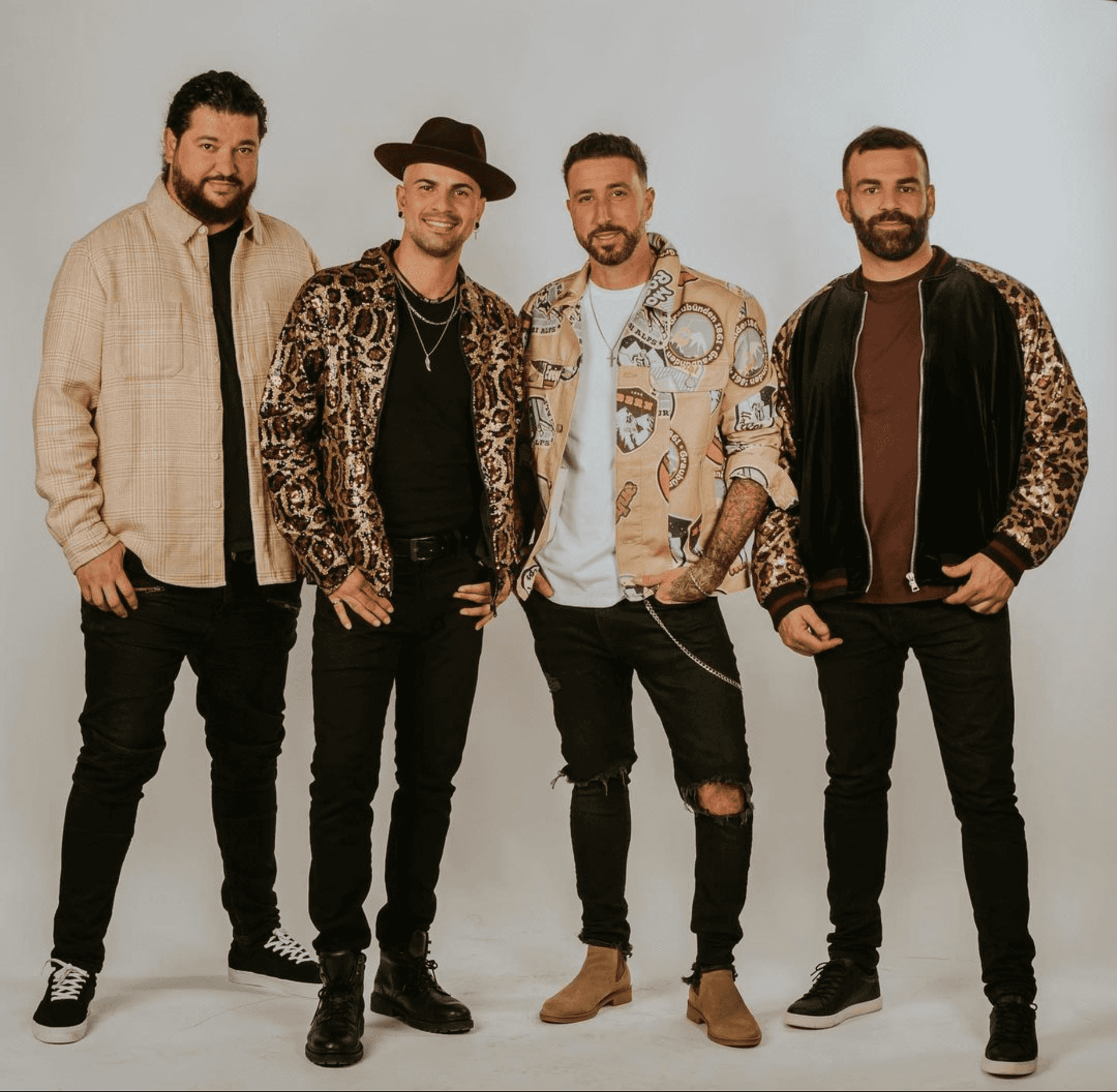 Oro y Diamantes - Efecto Pasillo