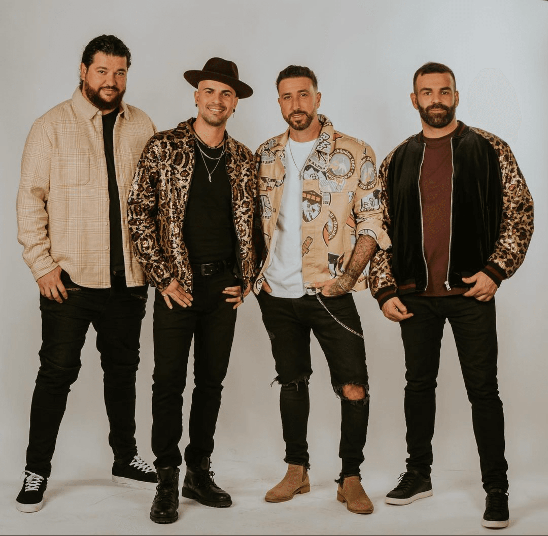 Oro y Diamantes - Efecto Pasillo