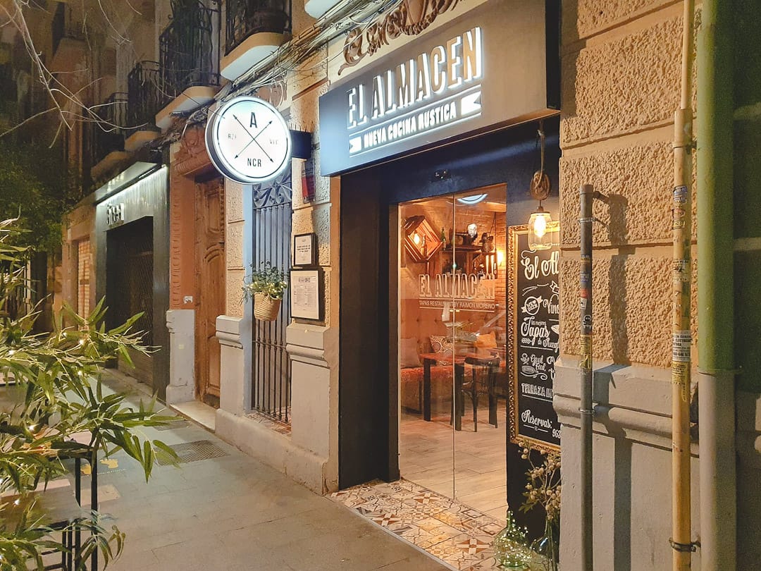 El Almacén: tapas y nueva cocina rústica en Ruzafa