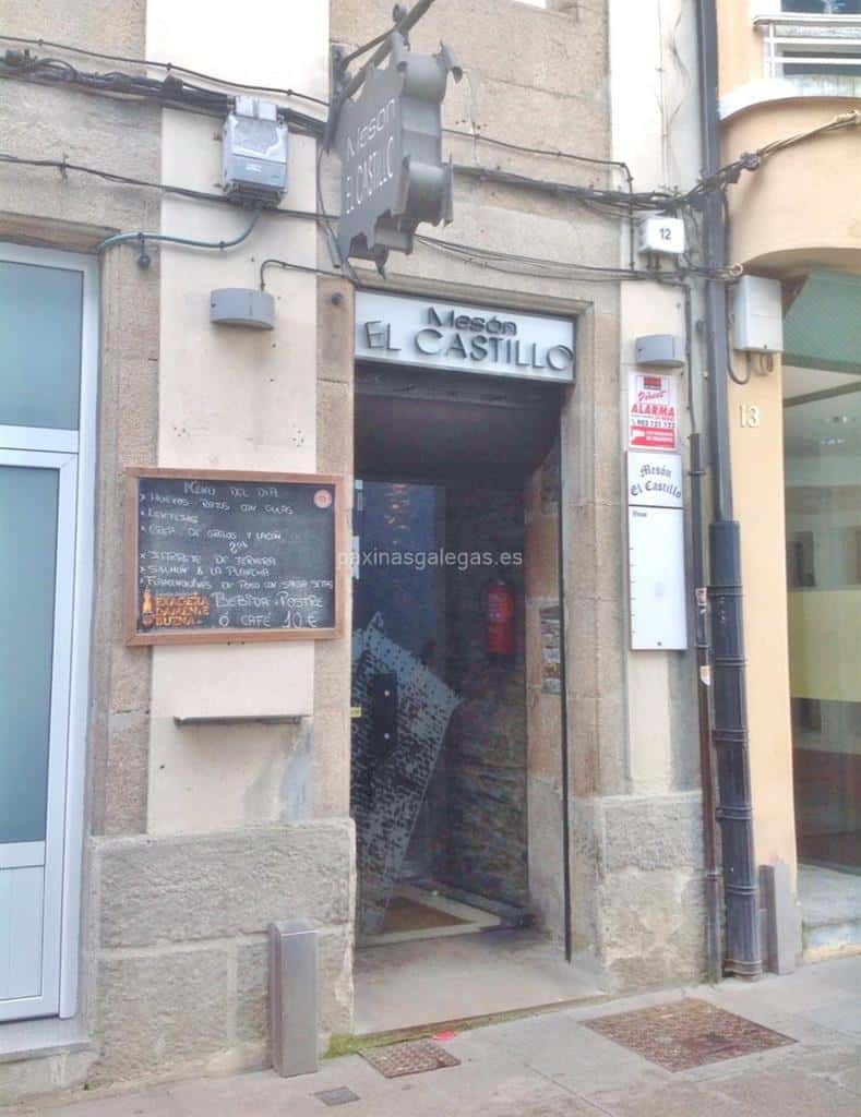 Comer en el Mesón El Castillo de Lugo: tapas y tradición