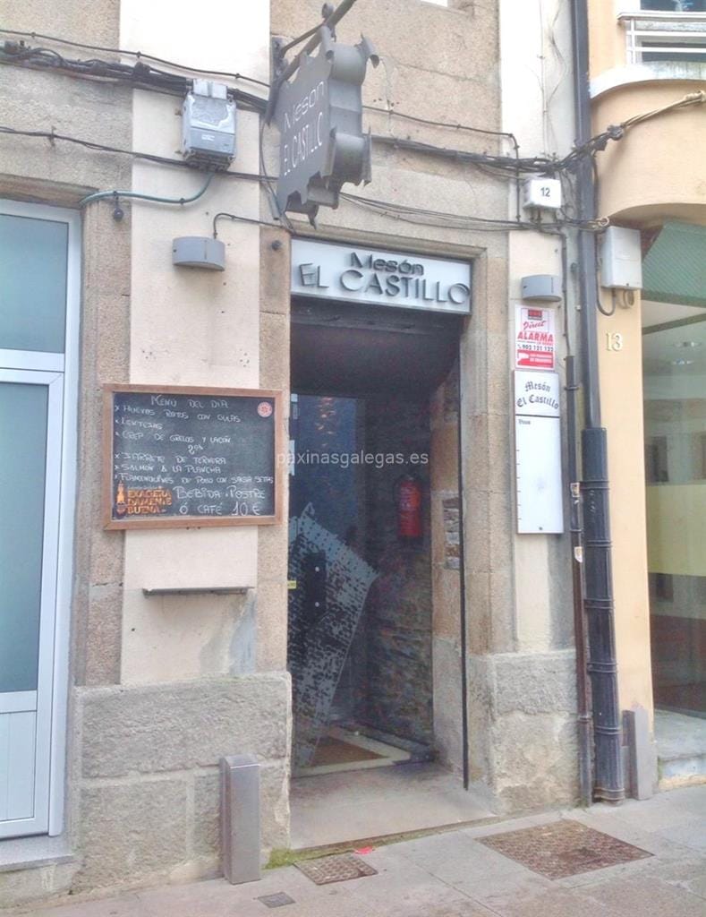Comer en el Mesón El Castillo de Lugo: tapas y tradición
