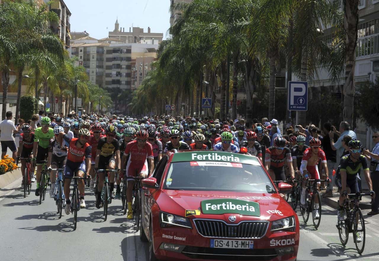 La Vuelta sale de Almuñécar: guía de la etapa 13