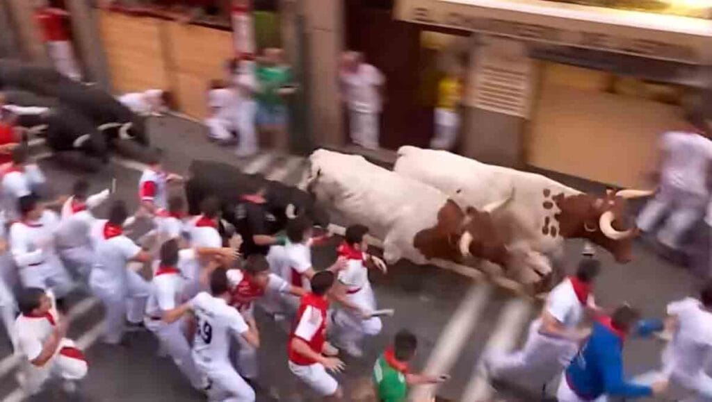 Encierros de Pinto: fechas, recorrido y Toro a Cajón