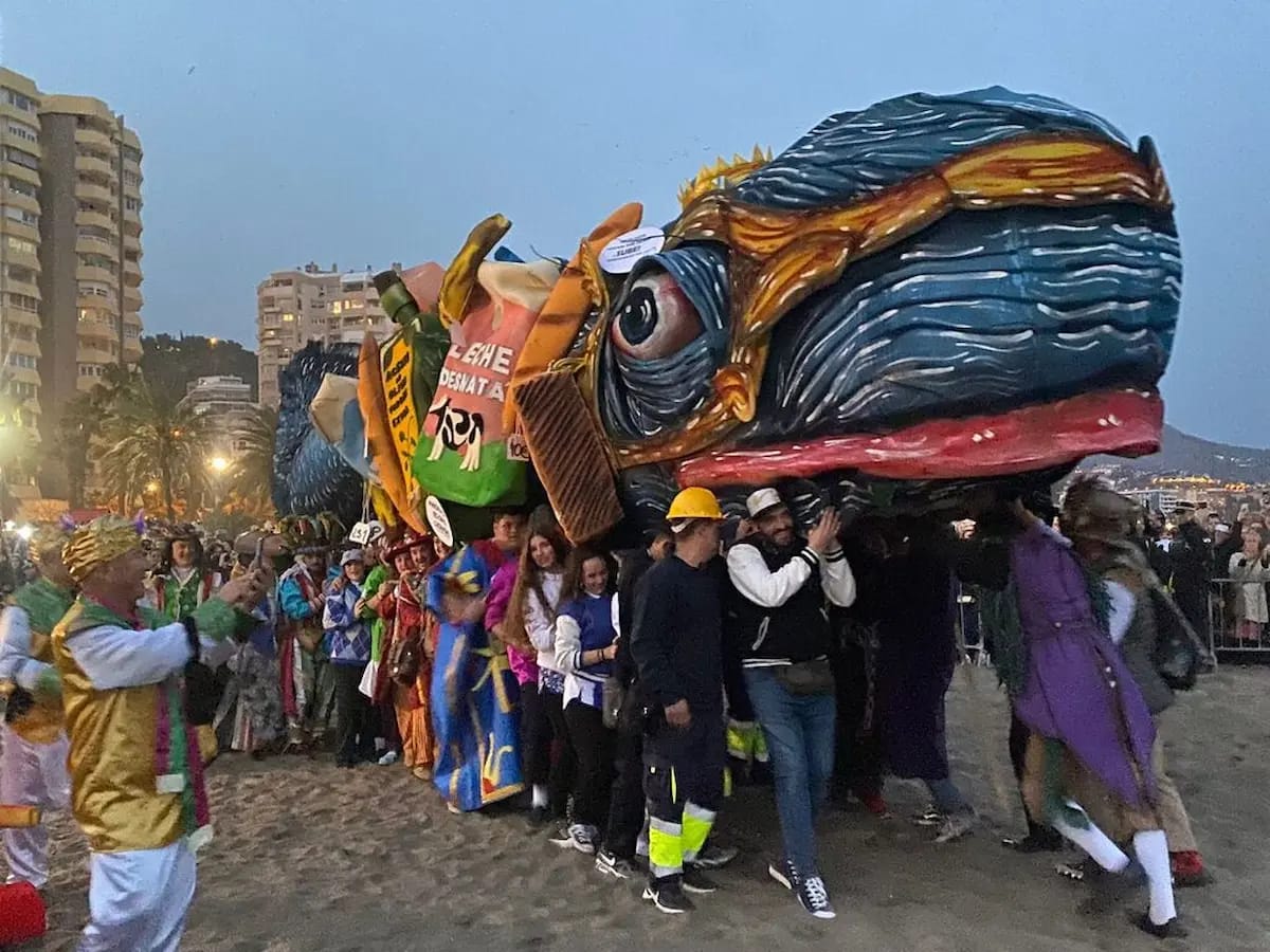 Carnaval de Málaga 2026: Gran Boqueroná y Entierro del Boquerón