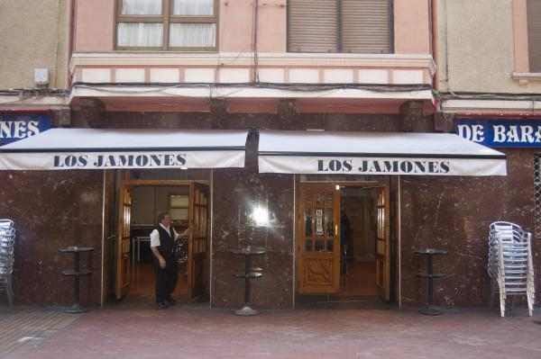 Los Jamones de Barakaldo: siete décadas de picoteo