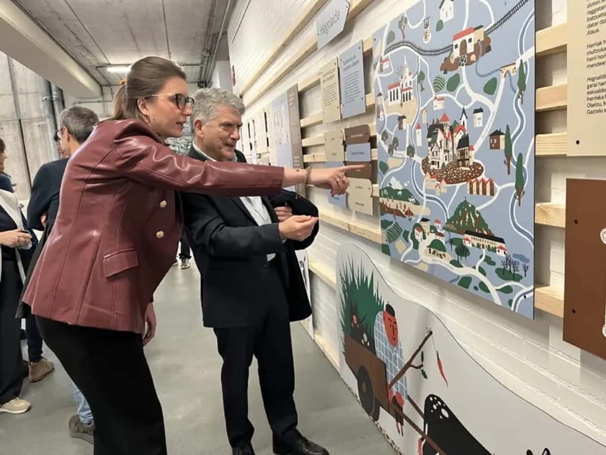 Exposición 'Toponimia de Vitoria: nuestros nombres de lugar' en Zabalgana