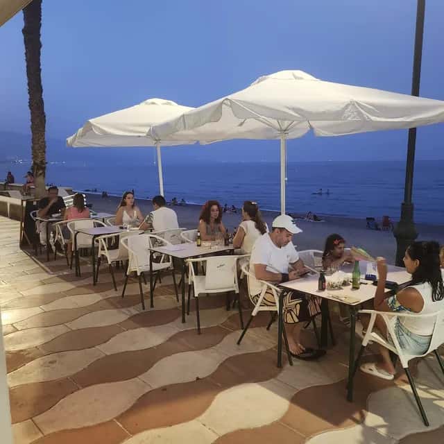 Samba Beach: cocina brasileña en Roquetas de Mar