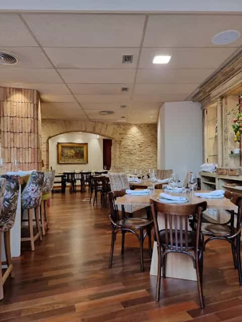 Taberna El Fosko: carnes a la piedra en el Coso Alto