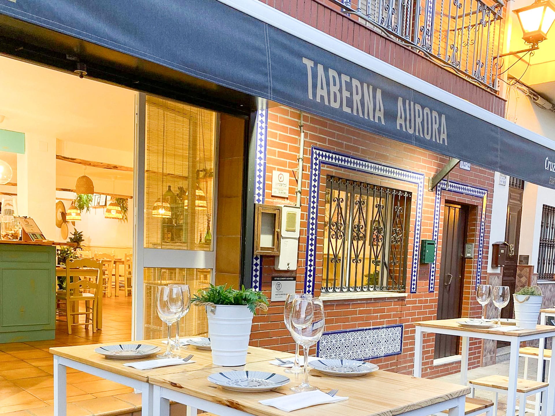 Taberna La Aurora: cocina fusión en Alcalá de Guadaíra