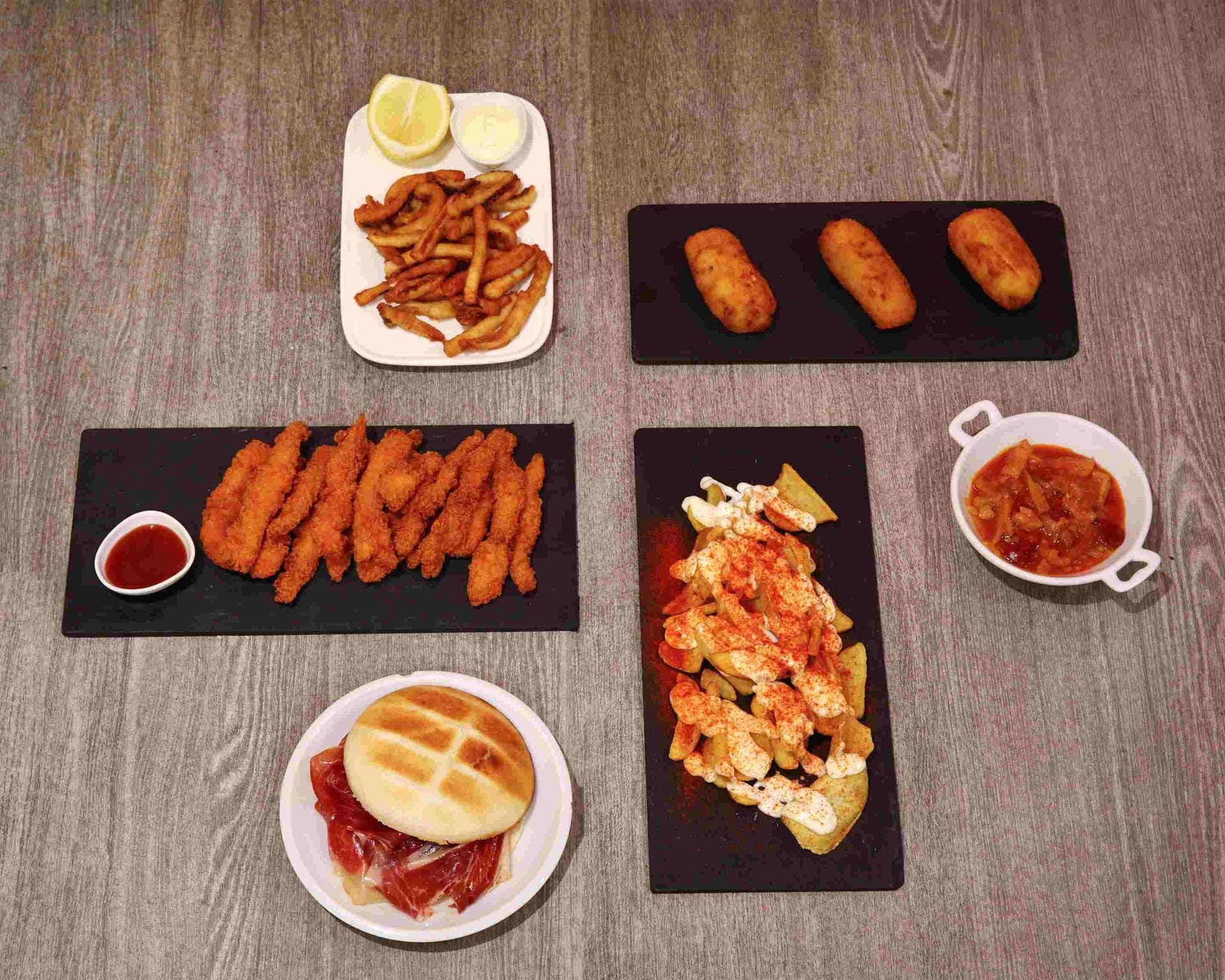 Bueno… Bueno!: tapas y molletes en San Juan