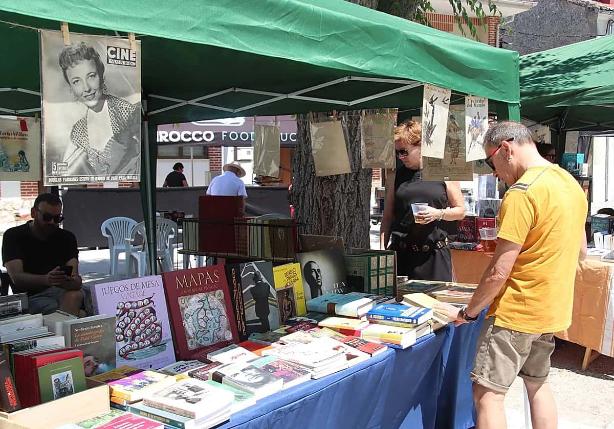 La Feria del Libro de Torregutiérrez celebró su cuarta edición