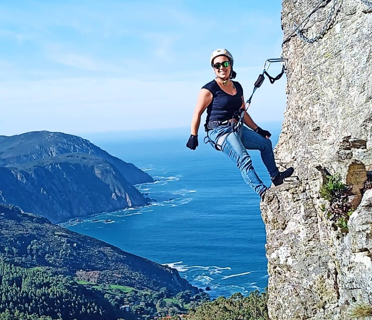 Escalada y adrenalina en la Vía Ferrata de Cedeira
