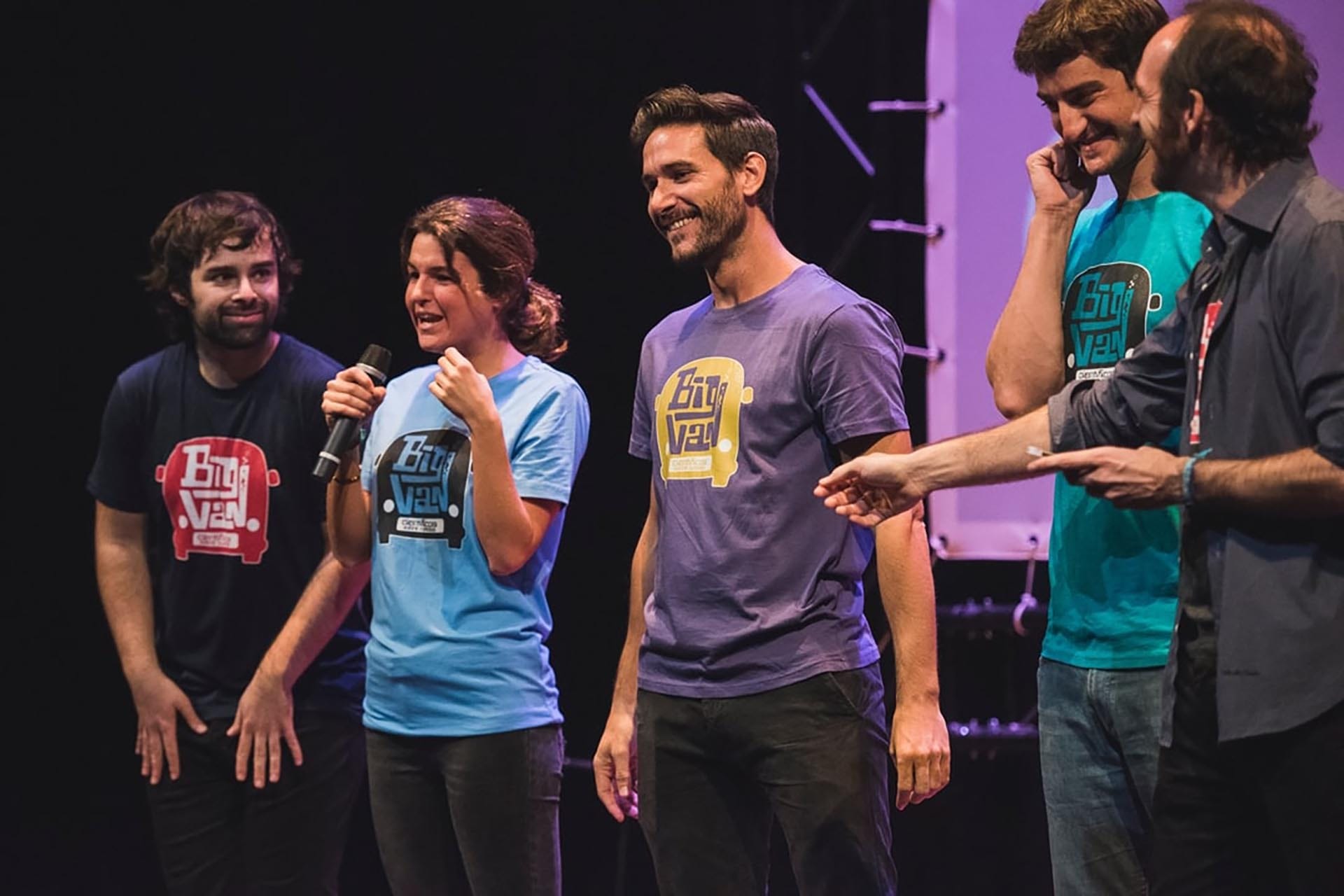 Reimagina la Ciencia: Monólogos de Big Van Ciencia