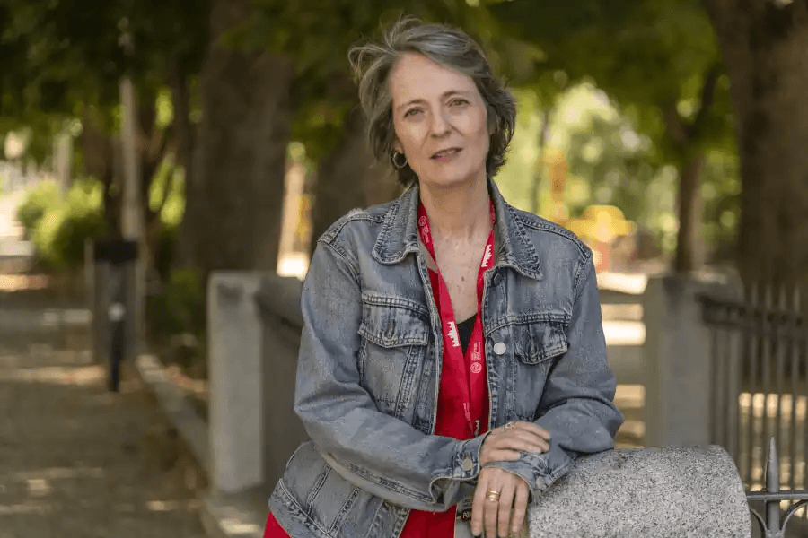 Ahotsak eta harriak tankeen aurka: poeta palestinarren erresistentzia