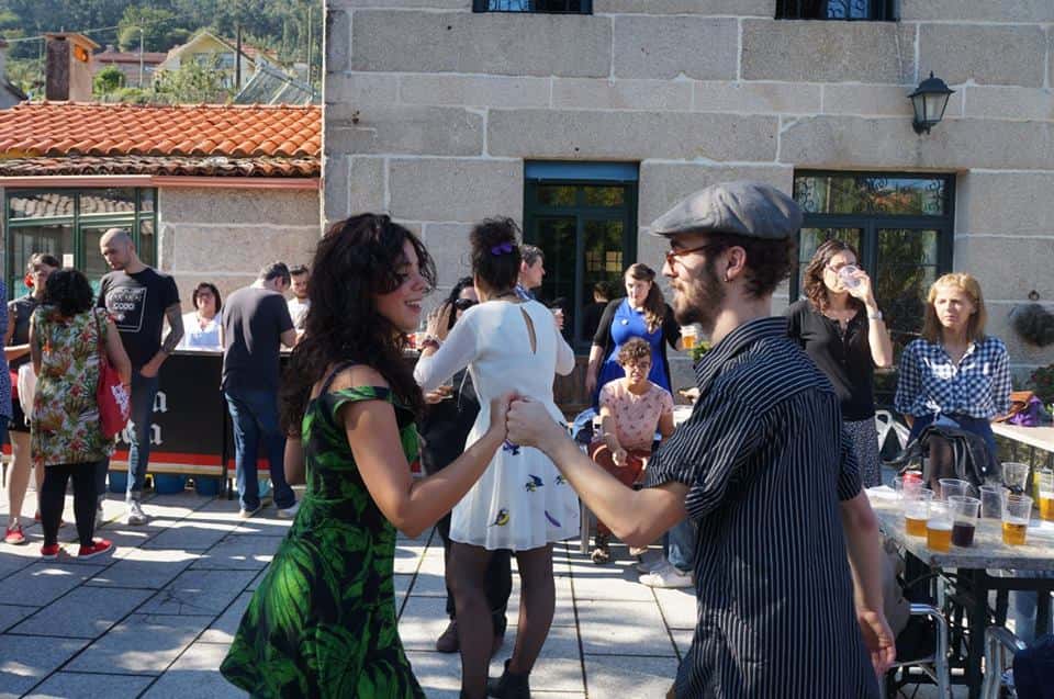 Lindy hop na praza