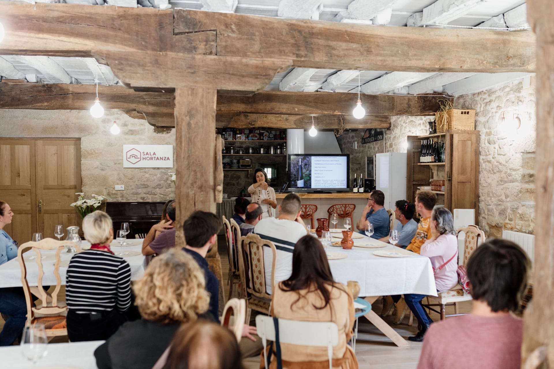 Rutas de vino en Cantabria: bodegas, catas y paisajes