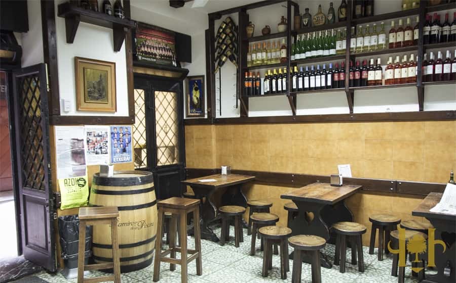 Bodega Joserra: historia y bocadillos en el Casco Viejo